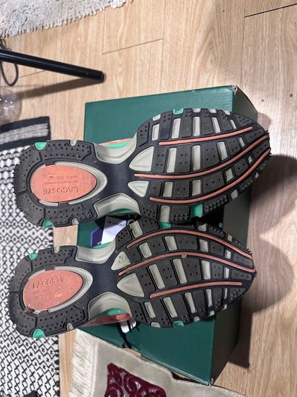 lacoste รูปที่ 2