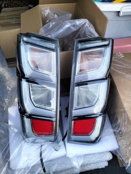 ไฟท้าย d-max ปี 26 รูปที่ 4