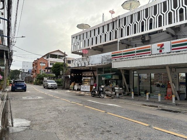 เฟรนชายโดนัทและกาแฟ รูปที่ 11