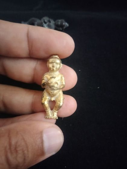 กุมารทองหลวงพ่อกวย