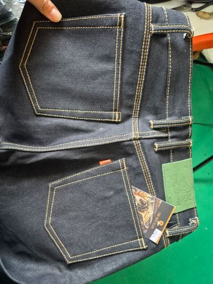 กางเกงยีนส์ผู้ชาย ผ้าดิบ18ออนซ์ แบรนด์Hard jeans (แบรนด์ไทยทำ) รูปที่ 2