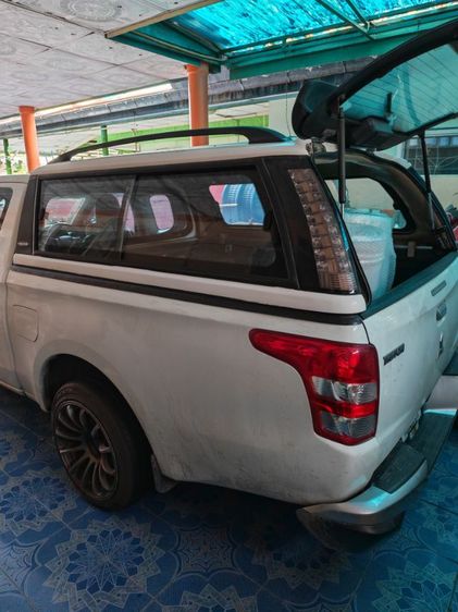 Mitsubishi Triton 2016 2.5 GLX Pickup ดีเซล เกียร์ธรรมดา ขาว รูปที่ 4