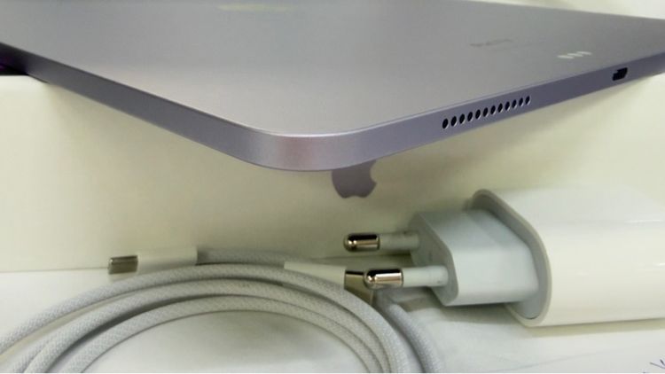 iPad Air 13 นิ้ว (M2) Wi-Fi 256GB สี Purple รูปที่ 9