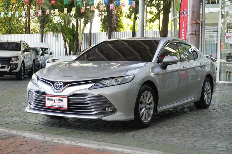 Toyota Camry 2019 2.5 HEV Premium Sedan ไฮบริด ไม่ติดแก๊ส เกียร์อัตโนมัติ เทา