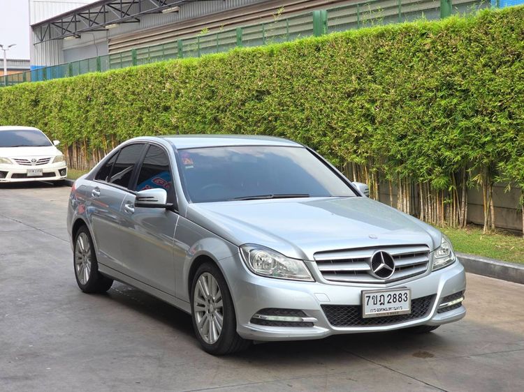 รถ Mercedes-Benz C-Class C200 CGI สี บรอนซ์เงิน