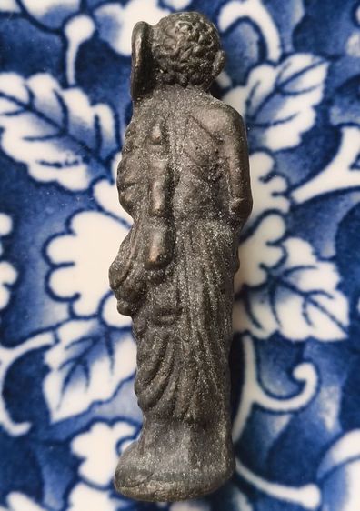 พระรูปหล่อกริ่งเนื้อเก่าค่ะ รูปที่ 6