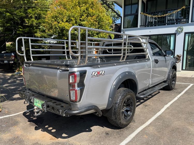 Isuzu D-MAX 2021 3.0 S 4WD Pickup ดีเซล ไม่ติดแก๊ส เกียร์ธรรมดา บรอนซ์เงิน