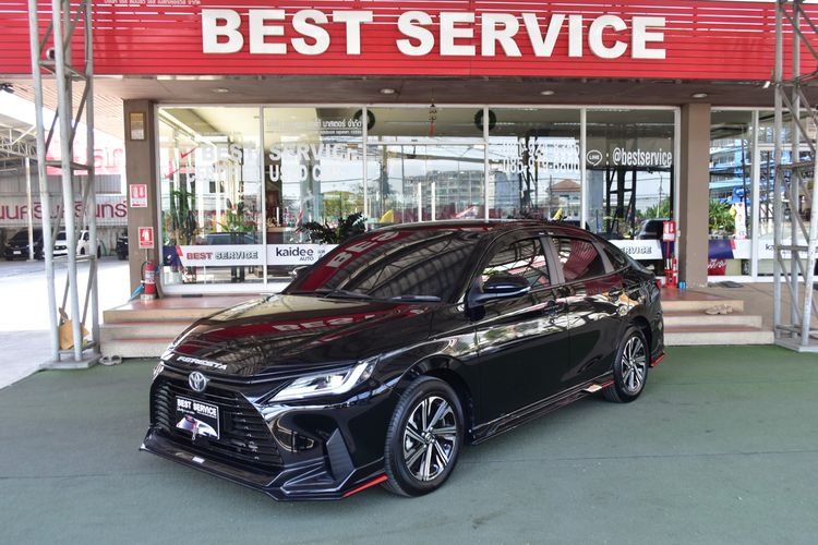 Toyota Yaris ATIV 2025 1.2 Smart Sedan เบนซิน ไม่ติดแก๊ส เกียร์อัตโนมัติ ดำ