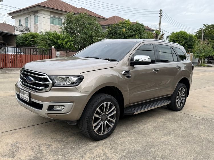 Ford Everest 2018 2.0 Titanium Plus 4WD Utility-car ดีเซล ไม่ติดแก๊ส เกียร์อัตโนมัติ บรอนซ์ทอง รูปที่ 3