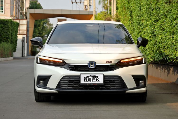 Honda Civic 2022 2.0 eHEV RS Sedan ไฮบริด ไม่ติดแก๊ส เกียร์อัตโนมัติ ขาว รูปที่ 3