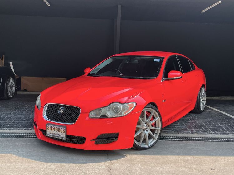 รถ Jaguar XF-Series 3.0 Premium Luxury สี แดง