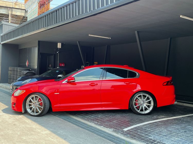 Jaguar XF-Series 2011 3.0 Premium Luxury Sedan เบนซิน ไม่ติดแก๊ส เกียร์อัตโนมัติ แดง รูปที่ 3