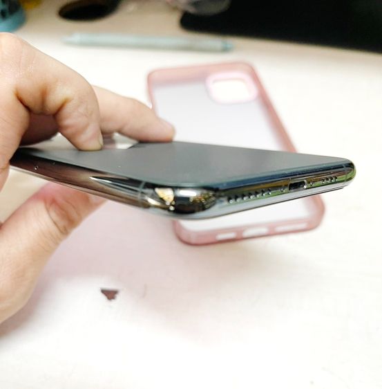 iPhone11 PRO MAX จอใหญ่ ความจุ 256 ศูนย์ไทย มือ2 สภาพใหม่มาก อยู่ในเคสตลอด แถมของแถมตามภาพ ไม่มีรอยหล่นใดๆทั้งสิ้น รูปที่ 9