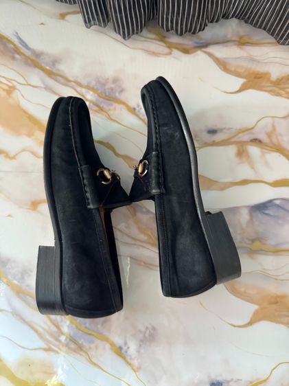 Gucci Suede Loafers  รูปที่ 8