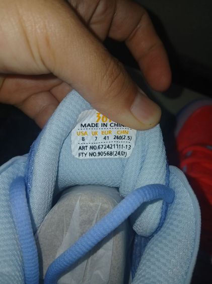 รองเท้ากีฬาบาส​แบดวอลเลย์ใหม่ซื้อมาผิดไซส์ รูปที่ 9