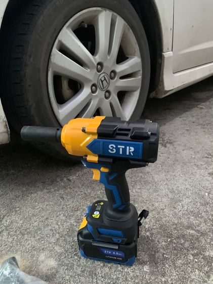 ล้อแม๊ก 4 รู 100 ขนาด 16 ใส่ honda jazz พร้อมยาง