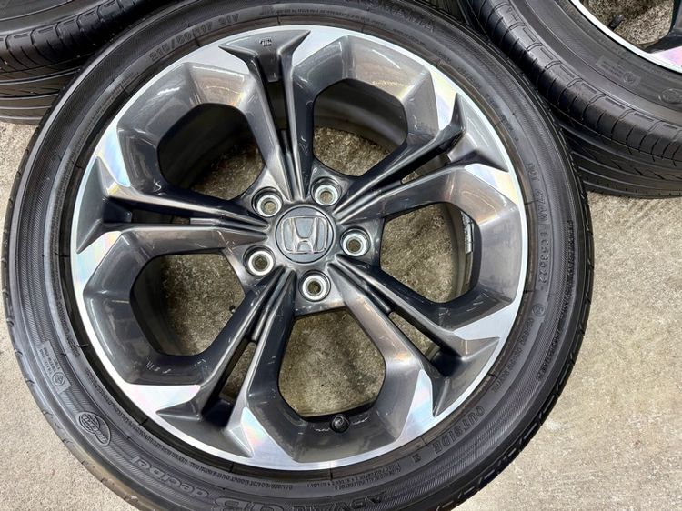 ล้อแม็ก HONDA CIVIC ขอบ 17” สภาพสวย ยาง YOKOHAMA 215-50R17 ปี 22 3 เส้น ปี 23 1 เส้น พร้อมใช้งาน รูปที่ 4