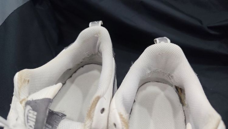 รองเท้ามือสอง Nike Size 46 30 cm รูปที่ 9
