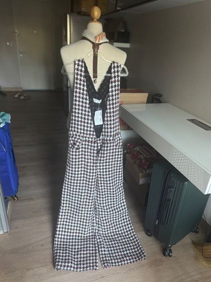 Lyn Around Jumpsuit Scotch สีแดง