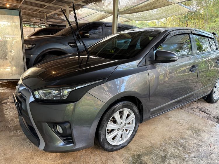 รถ Toyota Yaris 1.2 G สี เทา