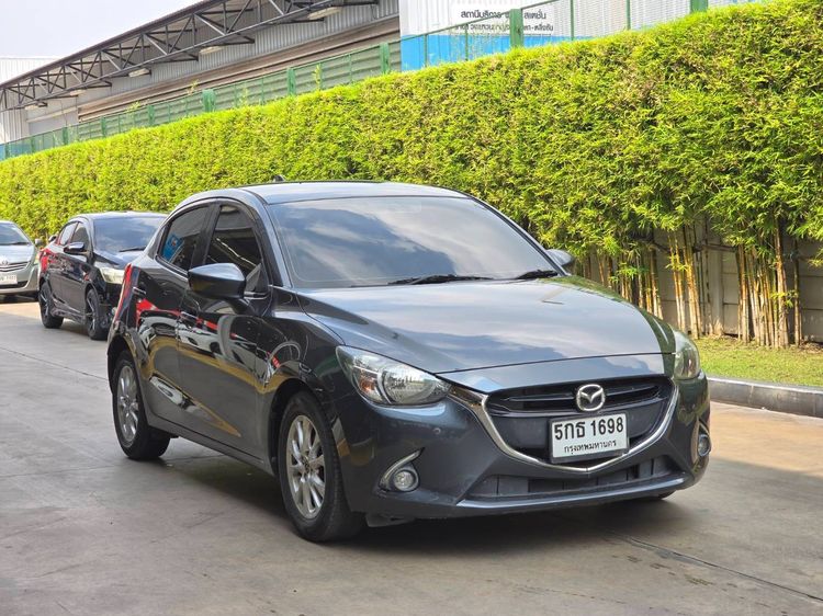 Mazda Mazda 2 2016 1.3 High Connect Sedan เบนซิน ไม่ติดแก๊ส เกียร์อัตโนมัติ เทา รูปที่ 3
