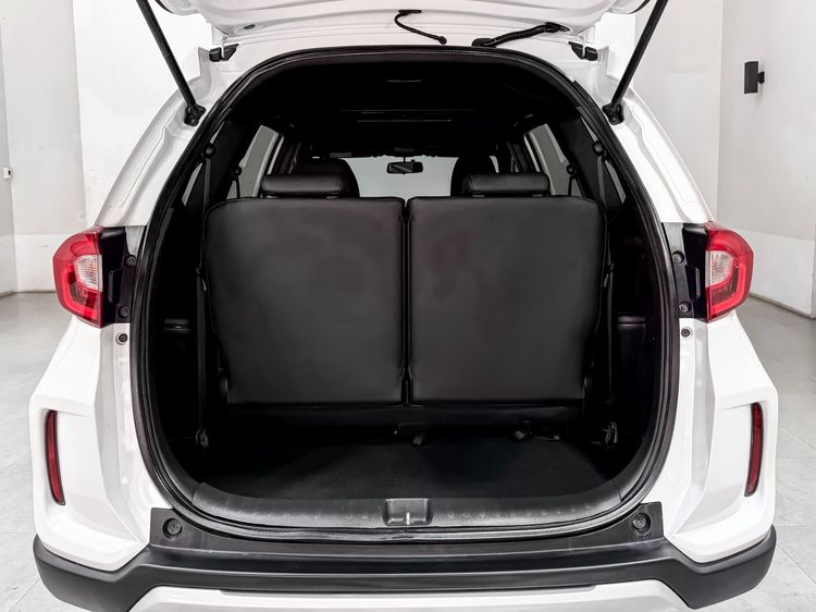 Honda BR-V 2020 1.5 SV Utility-car เบนซิน เกียร์อัตโนมัติ ขาว รูปที่ 4