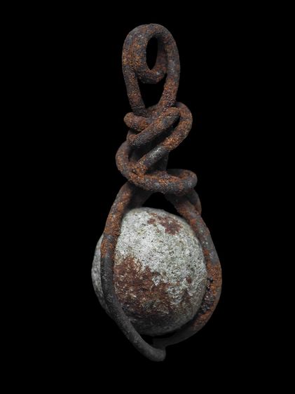 ลูกอมเนื้อผงเก่ามากๆ ส่วนตัวตีเป็นหลวงพ่อพริ้ง แต่ไม่อยากยัดที่ครับ ขายเป็นไม่ทราบที่