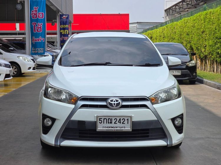 Toyota Yaris 2016 1.2 E Sedan เบนซิน ไม่ติดแก๊ส เกียร์อัตโนมัติ ขาว รูปที่ 2