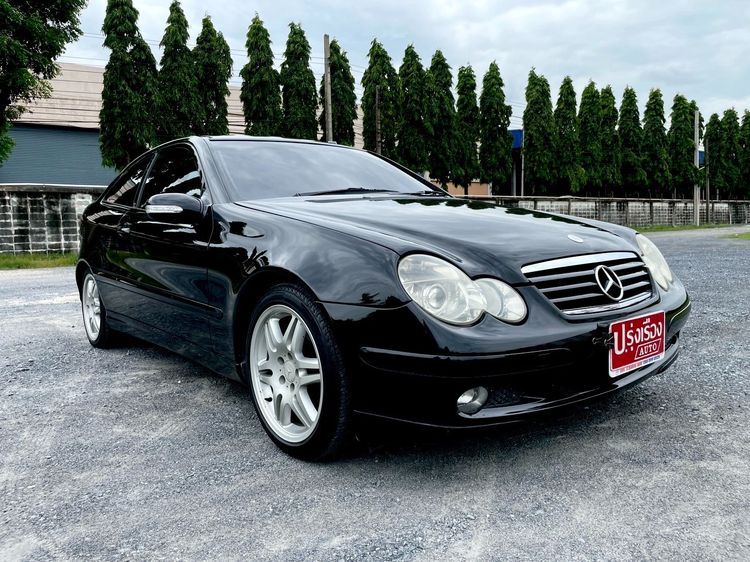 Mercedes-Benz C-Class 2004 C230 Kompressor Sedan เบนซิน ไม่ติดแก๊ส เกียร์อัตโนมัติ ดำ รูปที่ 3