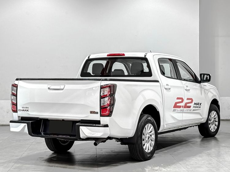 Isuzu D-MAX 2025 MaxForce Cab4 2.2 Ddi L Pickup ดีเซล เกียร์อัตโนมัติ ขาว รูปที่ 3