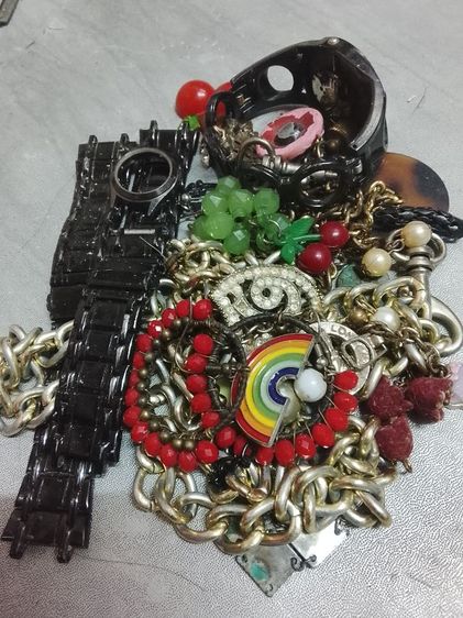 เครื่องประดับรวม รูปที่ 2