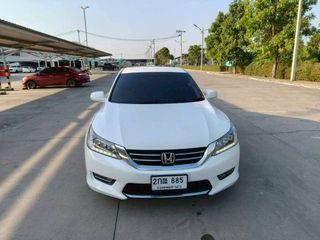 รถสวย สภาพดี HONDA ACCORD 2013