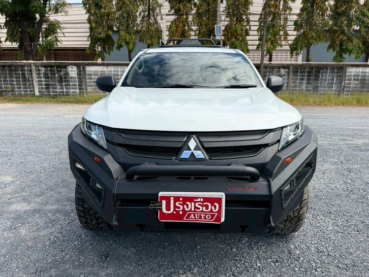 Mitsubishi Triton 2020 2.4 GL 4WD Pickup ดีเซล ไม่ติดแก๊ส เกียร์อัตโนมัติ ขาว รูปที่ 2