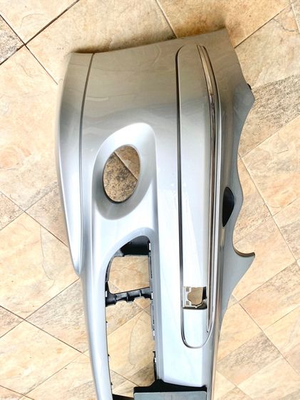 ขาย กันชนหน้ารถ Mercedes W203 สีเงิน มือสอง - Mercedes W203 Front Bumper Silver Used รูปที่ 11