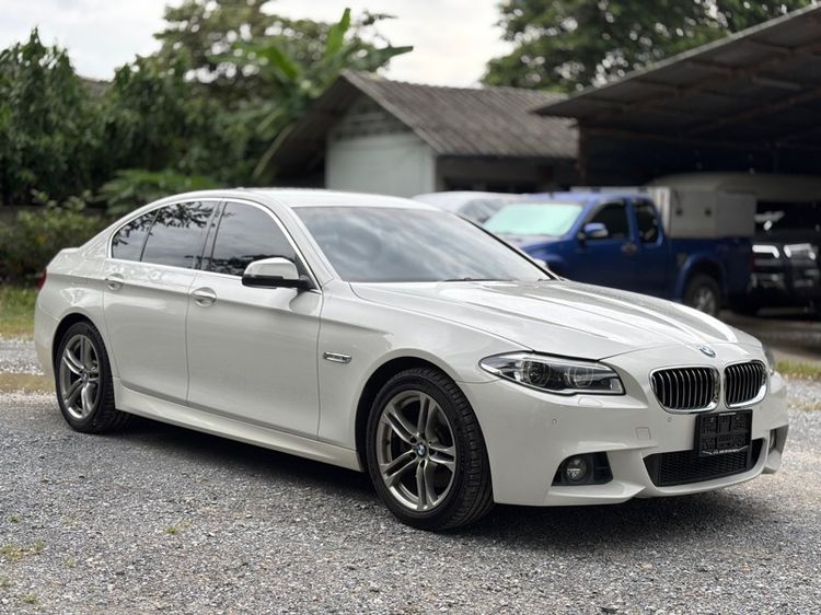 BMW Series 5 2014 528i Sedan เบนซิน ไม่ติดแก๊ส เกียร์อัตโนมัติ ขาว รูปที่ 3