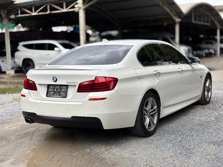 BMW Series 5 2014 528i Sedan เบนซิน ไม่ติดแก๊ส เกียร์อัตโนมัติ ขาว รูปที่ 2