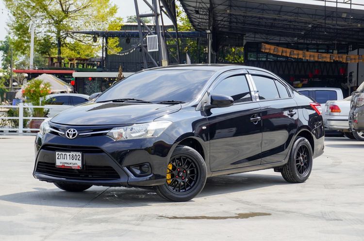 รถ Toyota Vios 1.5 E สี ดำ