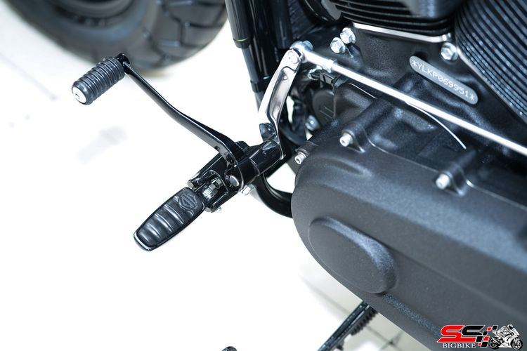 HARLEY DAVIDSON SOFTAIL FAT BOB 114 Gray Haze ปี2024 มือเดียว วิ่งแค่ 4,900mi ไมล์แท้ ฟรีดาวน์ ออกรถไม่ต้องใช้เงิน รูปที่ 11