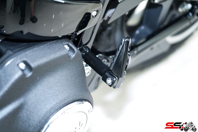 HARLEY DAVIDSON SOFTAIL FAT BOB 114 Gray Haze ปี2024 มือเดียว วิ่งแค่ 4,900mi ไมล์แท้ ฟรีดาวน์ ออกรถไม่ต้องใช้เงิน รูปที่ 7