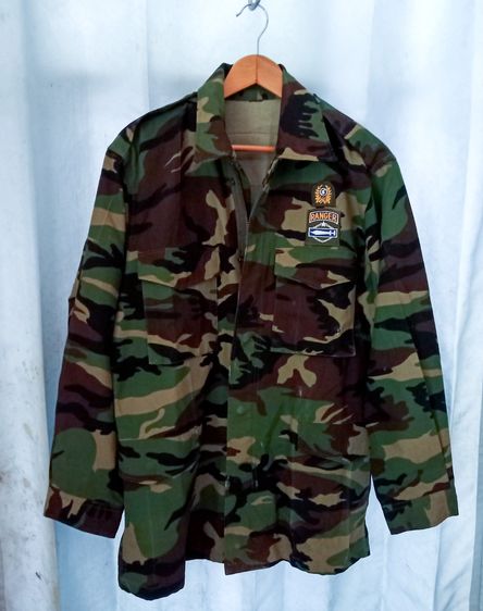🔥 ปล่อยของสะสม เสื้อแจ็คเก็ตทหารลายพราง งานต่างประเทศ อาร์มหน้าอกเท่ๆ สภาพดีมาก