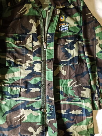🔥 ปล่อยของสะสม เสื้อแจ็คเก็ตทหารลายพราง งานต่างประเทศ อาร์มหน้าอกเท่ๆ สภาพดีมาก รูปที่ 4