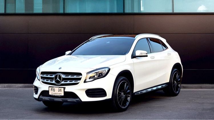 Mercedes-Benz GLA-Class 2020 GLA250 Sedan เบนซิน ไม่ติดแก๊ส เกียร์อัตโนมัติ ขาว รูปที่ 2