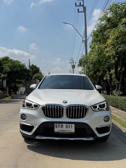 BMW X1 2019 2.0 sDrive18d xLine Utility-car ดีเซล ไม่ติดแก๊ส เกียร์อัตโนมัติ ขาว รูปที่ 2