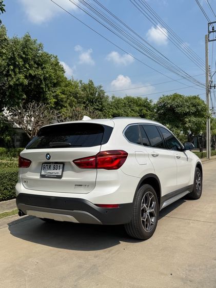 BMW X1 2019 2.0 sDrive18d xLine Utility-car ดีเซล ไม่ติดแก๊ส เกียร์อัตโนมัติ ขาว รูปที่ 3