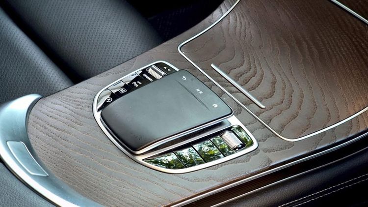 Mercedes-Benz GLC-Class 2019 GLC220d Utility-car ดีเซล ไม่ติดแก๊ส เกียร์อัตโนมัติ บรอนซ์เงิน รูปที่ 4
