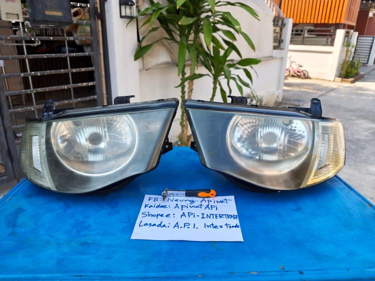 ไฟหน้า Mitsubishi Triton รุ่นปี 2005-2014 (สภาพพอใช้)