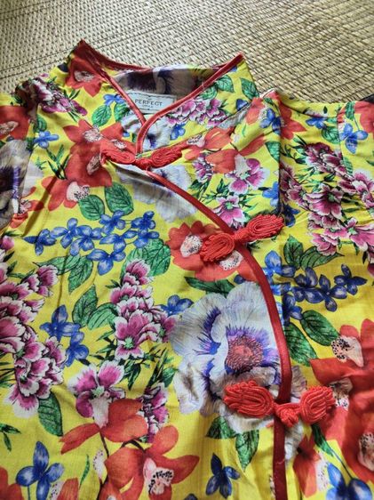 เสื้อผ้าไหมตรุษจีน