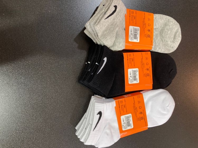 ถุงเท้า Nike 