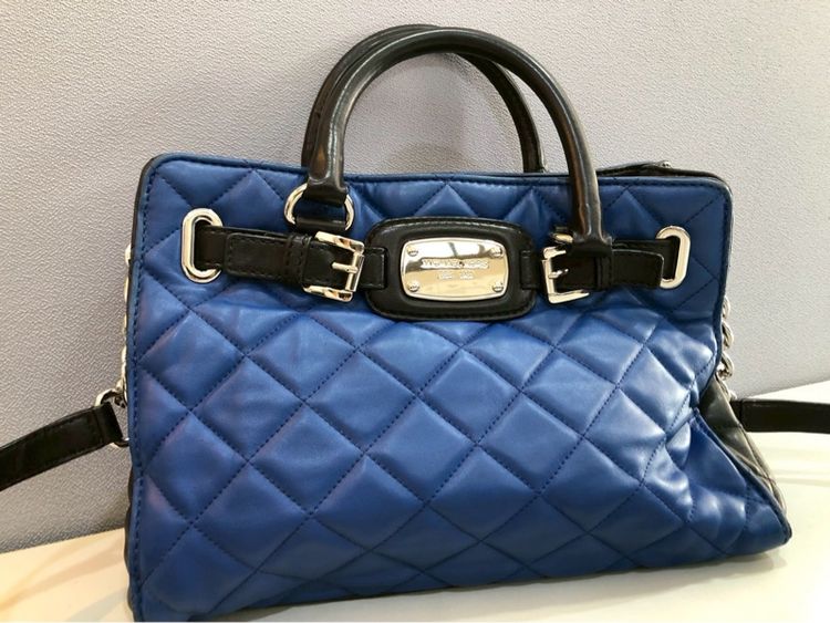 กระเป๋าถือ Michel Kors 