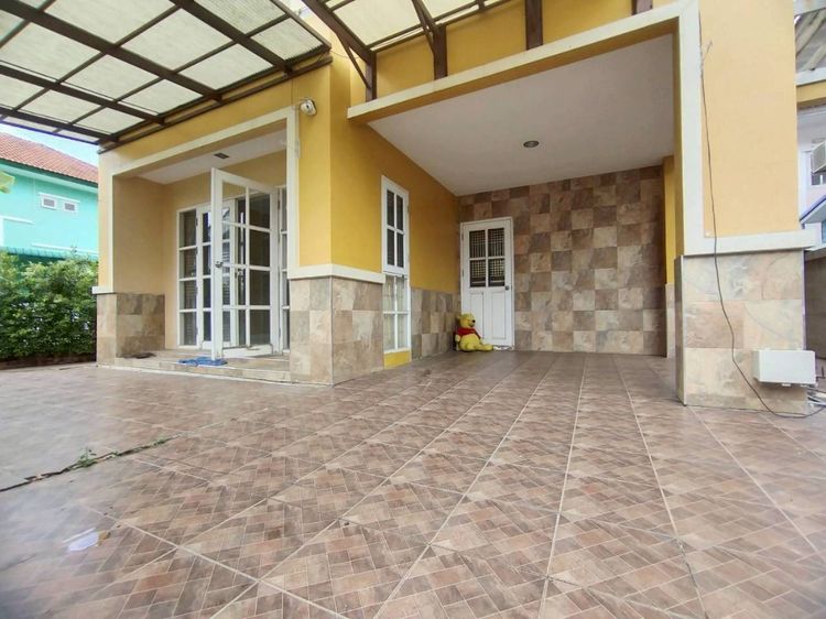 อื่นๆ มีบางส่วน สร้างเสร็จก่อน 2010 ขายถูกสุดๆบ้านแฝดอารมณ์บ้านเดี่ยว ทำเลดีหลังมุมพื้นที่กว้าง หมู่บ้านบุรีรมย์ คลองสี่ ลำลูกกา รูปที่ 3